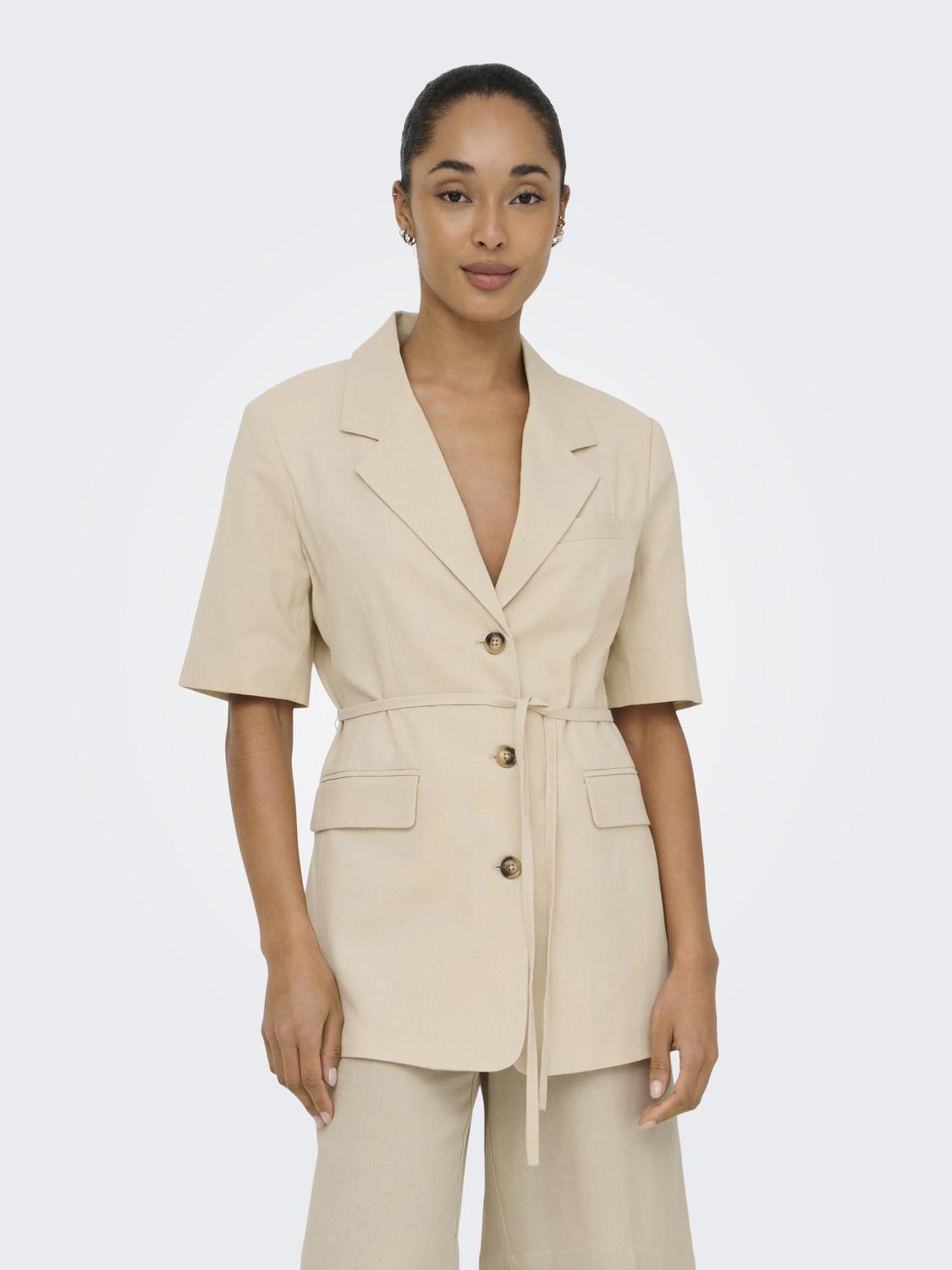model_shot-front